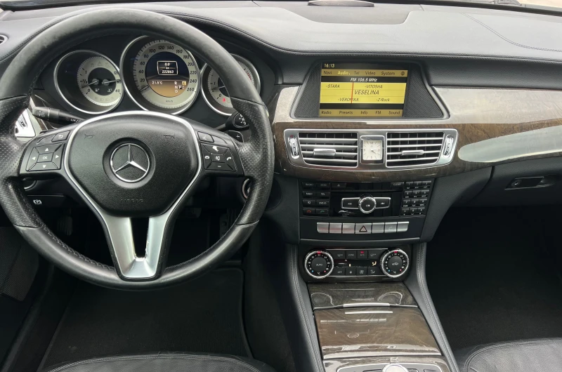 Mercedes-Benz CLS 350 CDI AMG-PAKET/4MATIC/XENON/NAVI/KOJA/UNIKAT, снимка 9 - Автомобили и джипове - 52020700