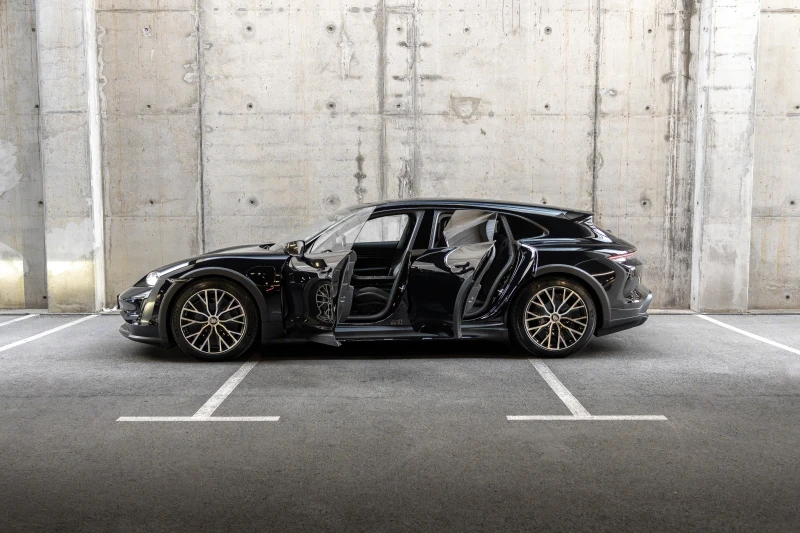 Porsche Taycan 4 Cross Turismo Гаранционен, снимка 5 - Автомобили и джипове - 52330570