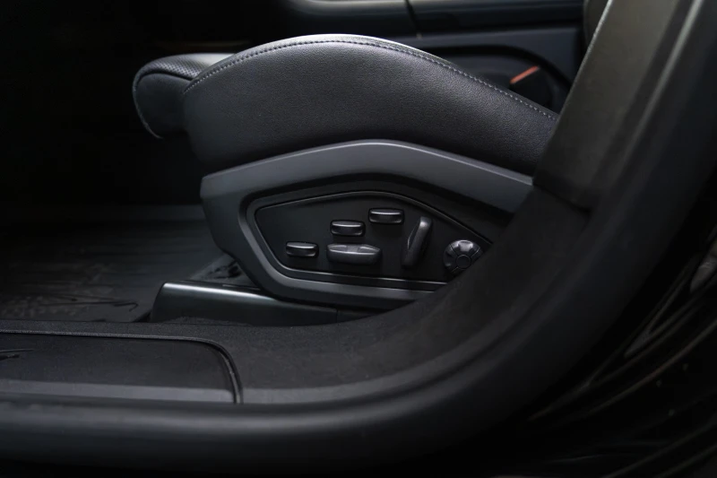 Porsche Taycan 4 Cross Turismo Гаранционен, снимка 8 - Автомобили и джипове - 52330570