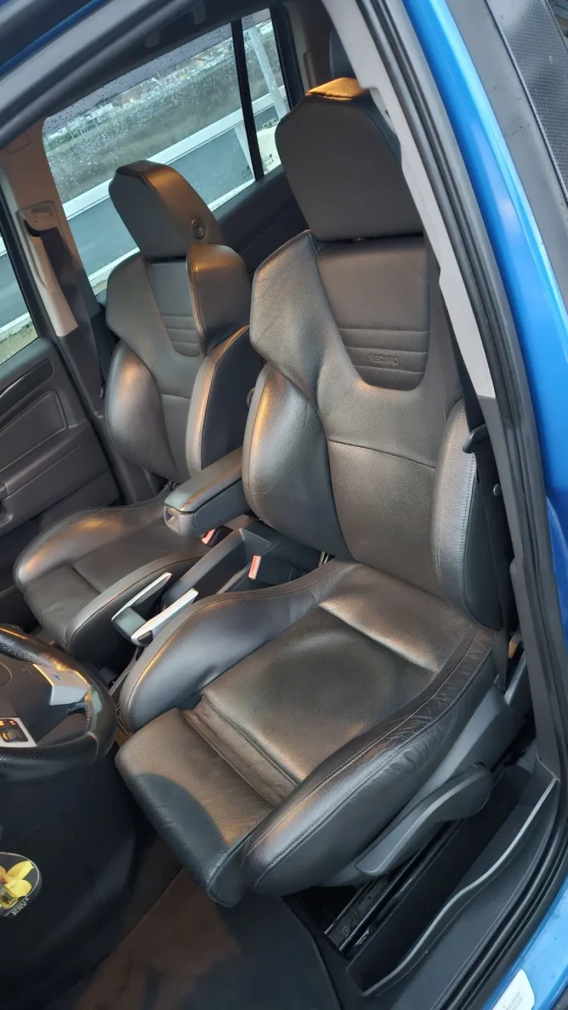 Opel Zafira OPC, снимка 10 - Автомобили и джипове - 52796433