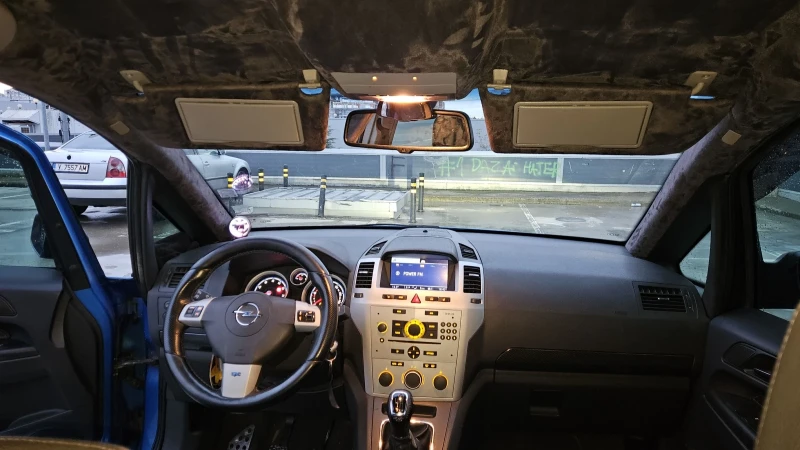 Opel Zafira OPC, снимка 14 - Автомобили и джипове - 52796433
