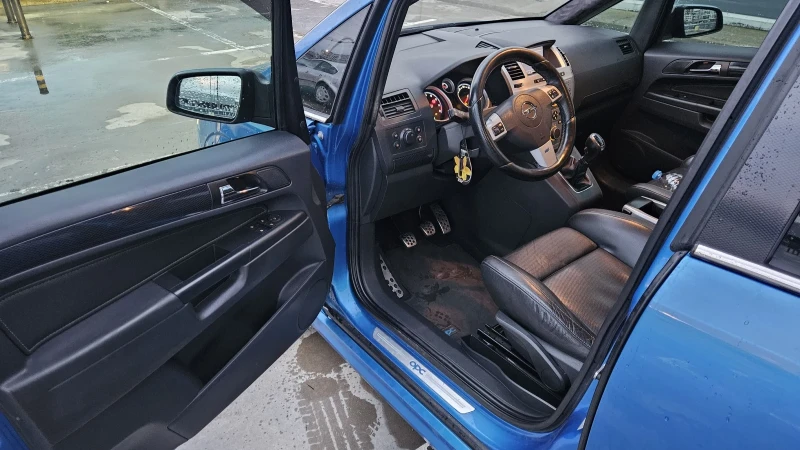 Opel Zafira OPC, снимка 12 - Автомобили и джипове - 52796433