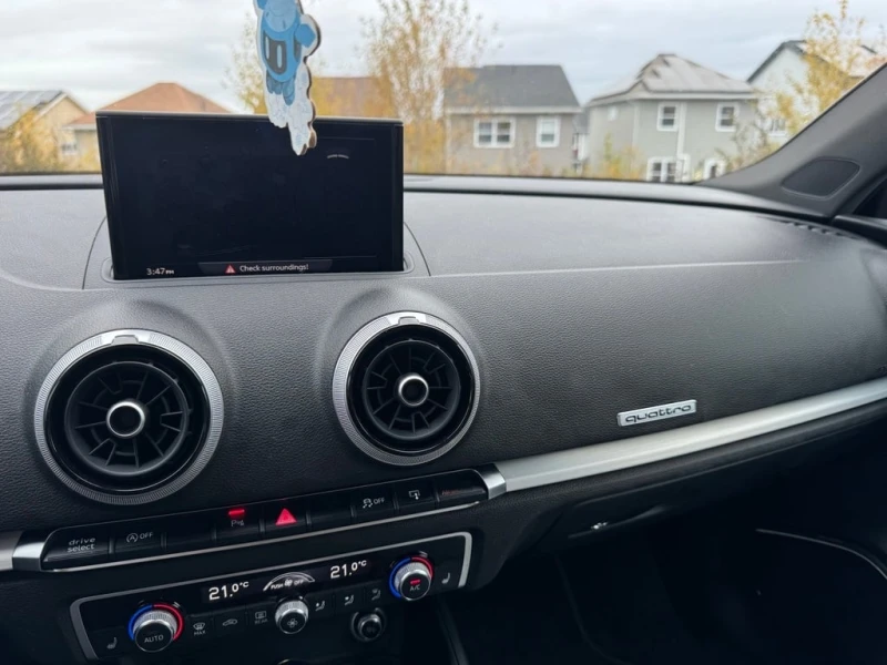 Audi S3 * 4dr Sdn quattro 2.0T Technik * CARFAX * БЕЗ ПЪРВ, снимка 11 - Автомобили и джипове - 52905739