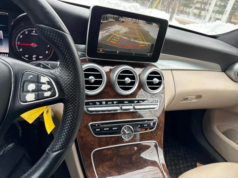 Mercedes-Benz C 300 * CARFAX * ЦЕНА ДО БГ, снимка 9 - Автомобили и джипове - 53132688
