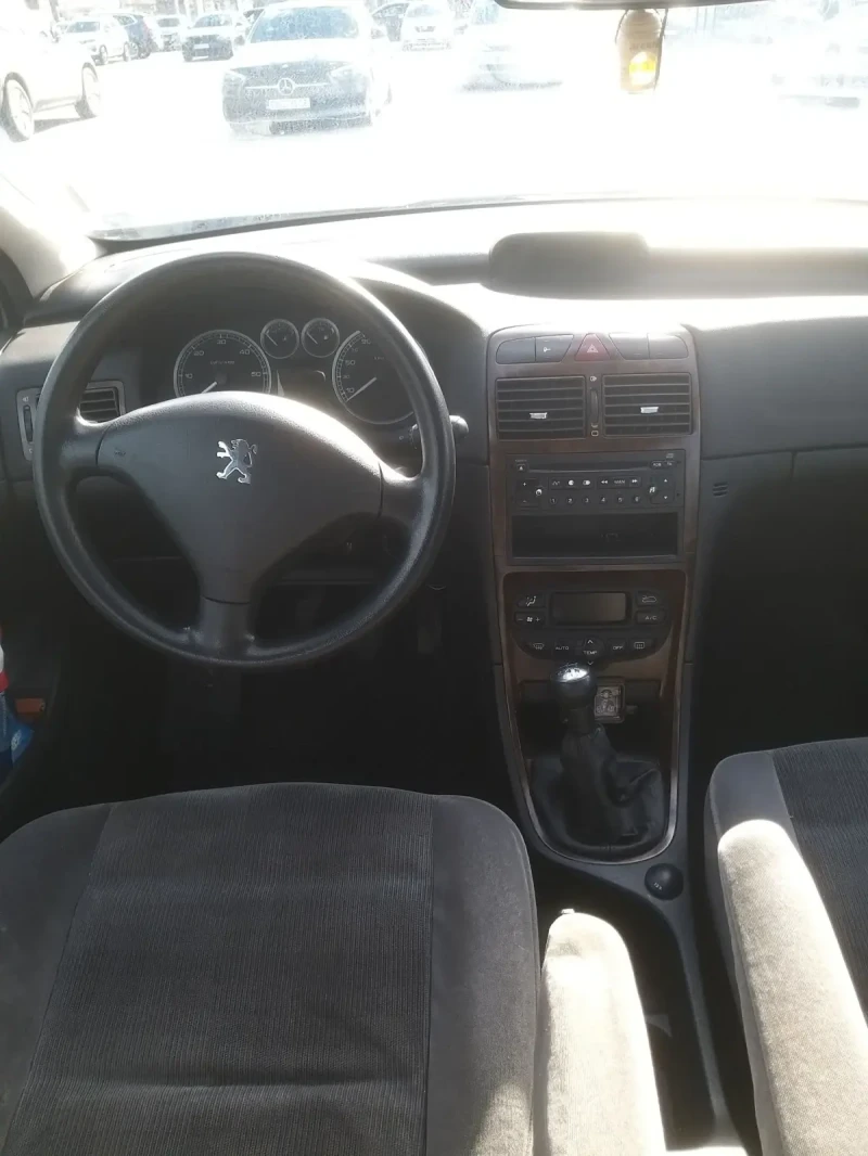 Peugeot 307 2.0 HDI, снимка 8 - Автомобили и джипове - 53395594