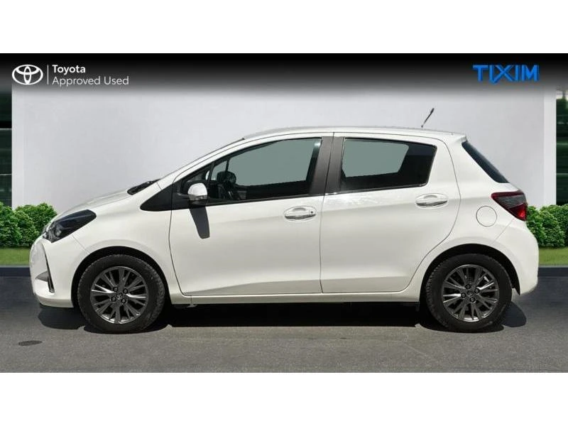 Toyota Yaris chic - изображение 3