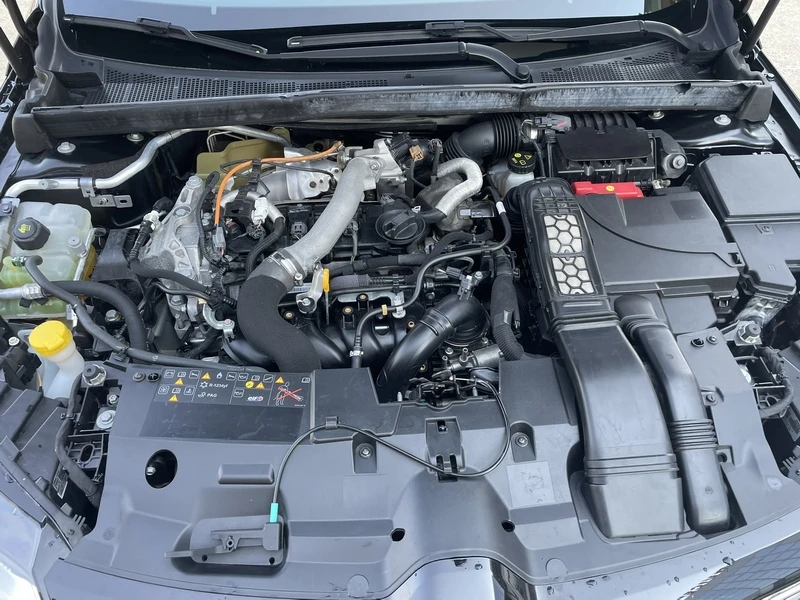 Renault Megane 1.6 I   ШВЕЙЦАРИЯ, снимка 13 - Автомобили и джипове - 52114861