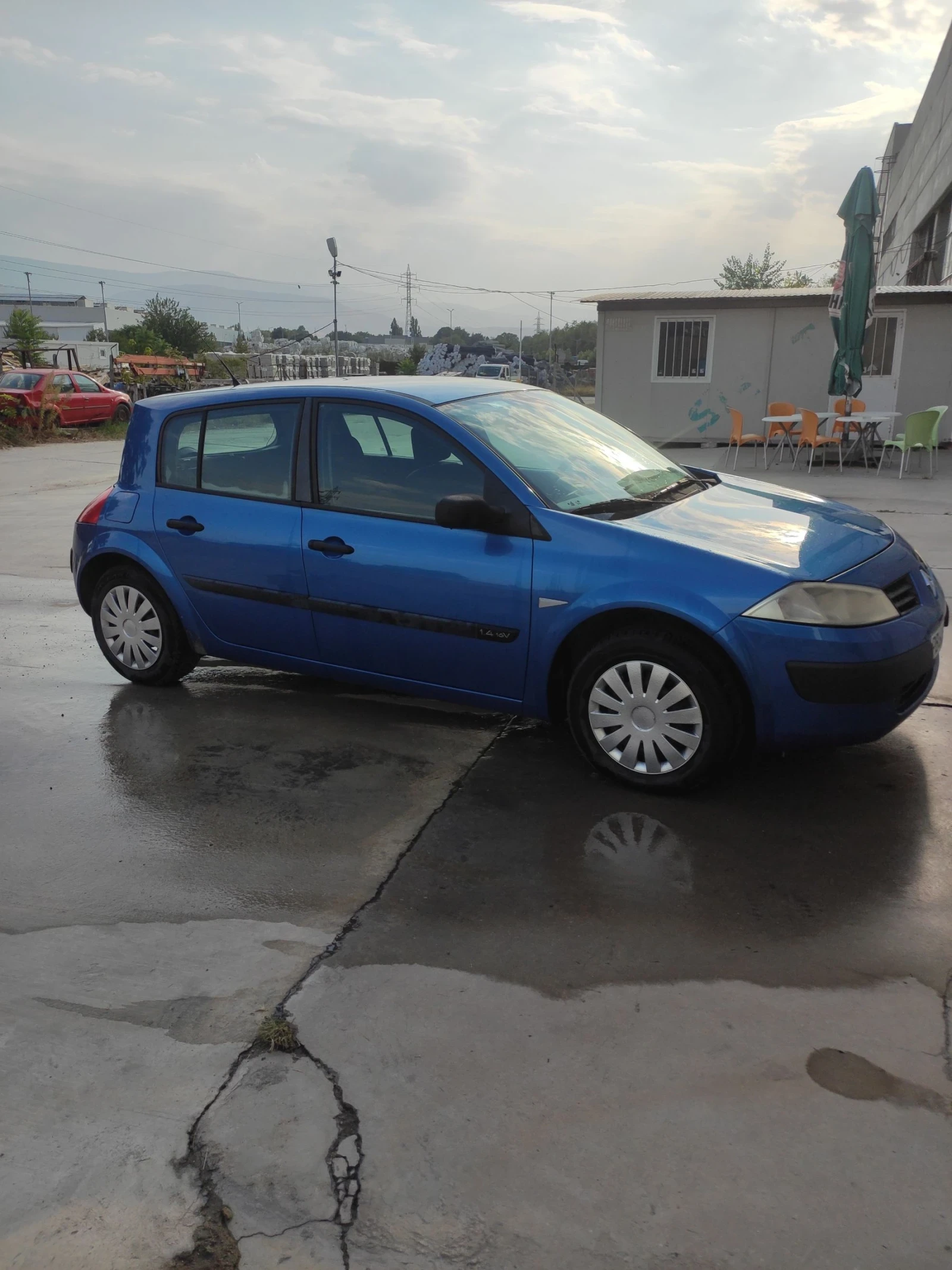 Renault Megane 1.4i/98кс. - изображение 3