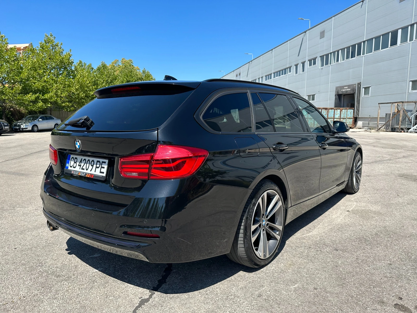 BMW 320 D 163к.с. Подгрев - изображение 4