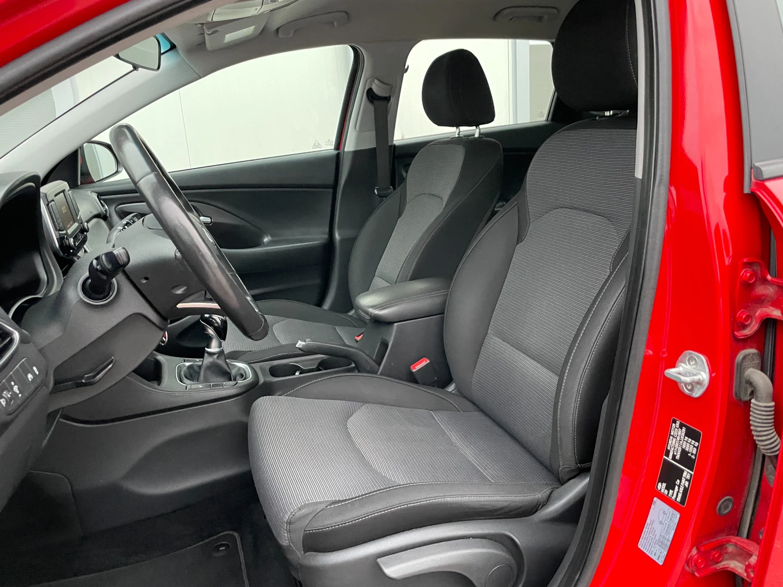 Hyundai I30    Euro 6B | Mobile.bg   11