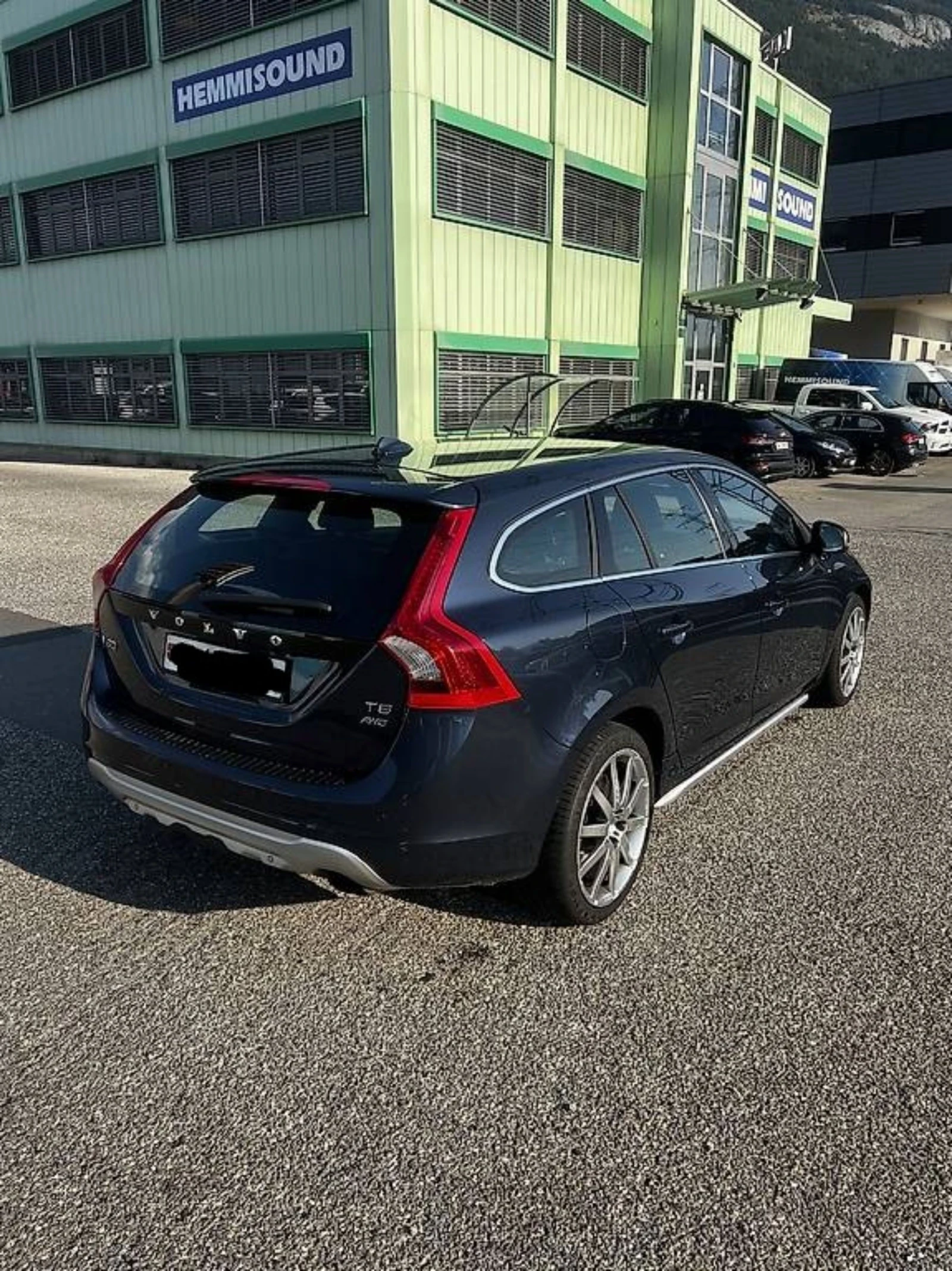 Volvo V60 T6 AWD Summum Husky edition  - изображение 4