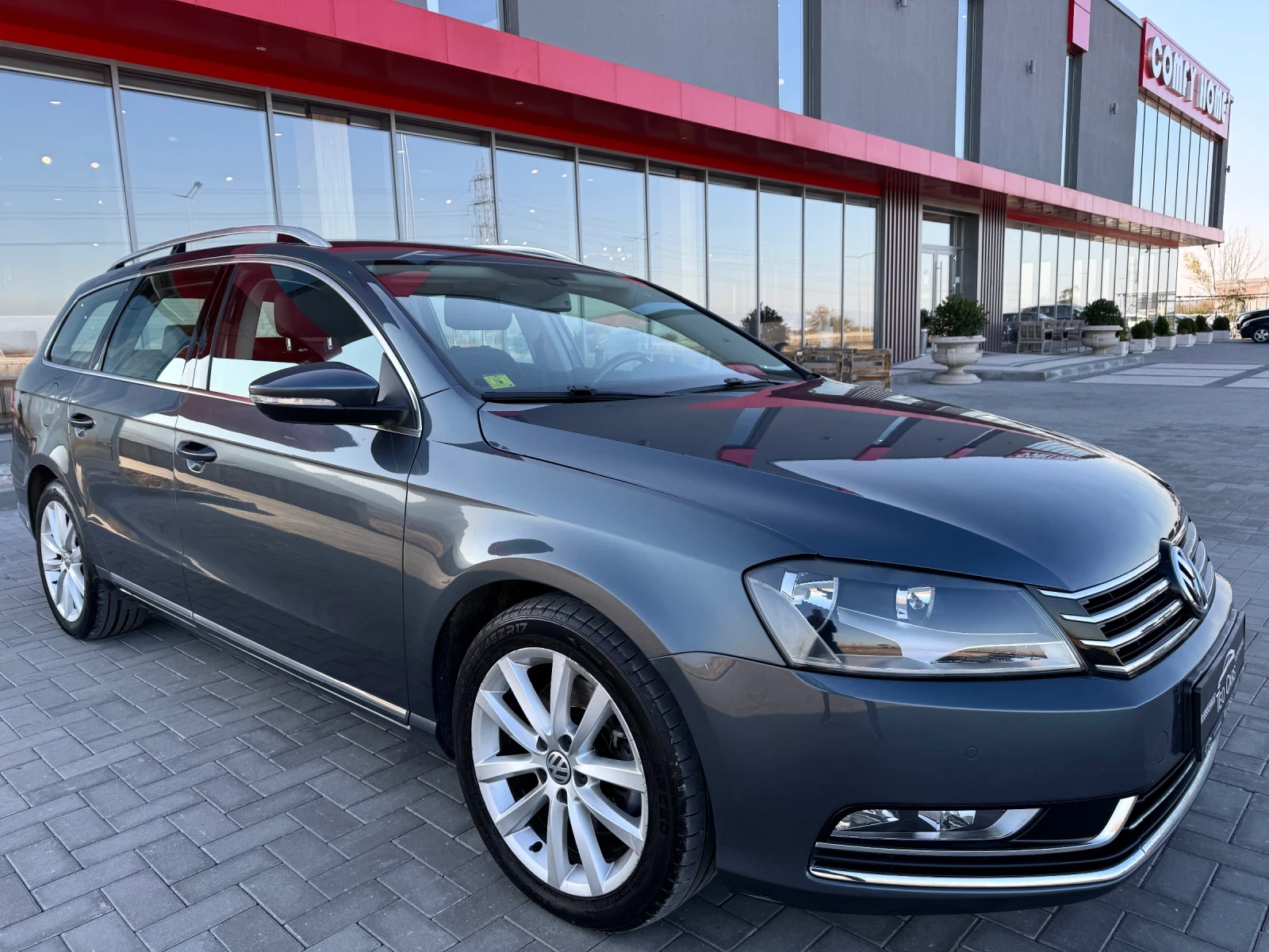 VW Passat 2.0 TDI 140к.с HIGHLINE / NAVI / KOJA / NOV DEMFER - [1] 