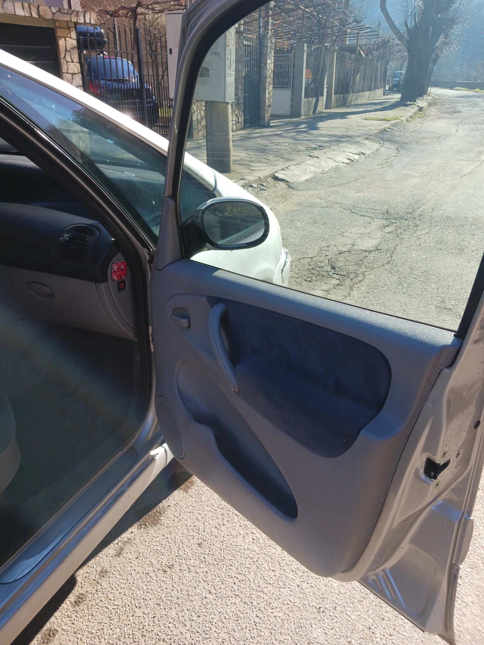 Citroen Xsara picasso 1.6 - изображение 9