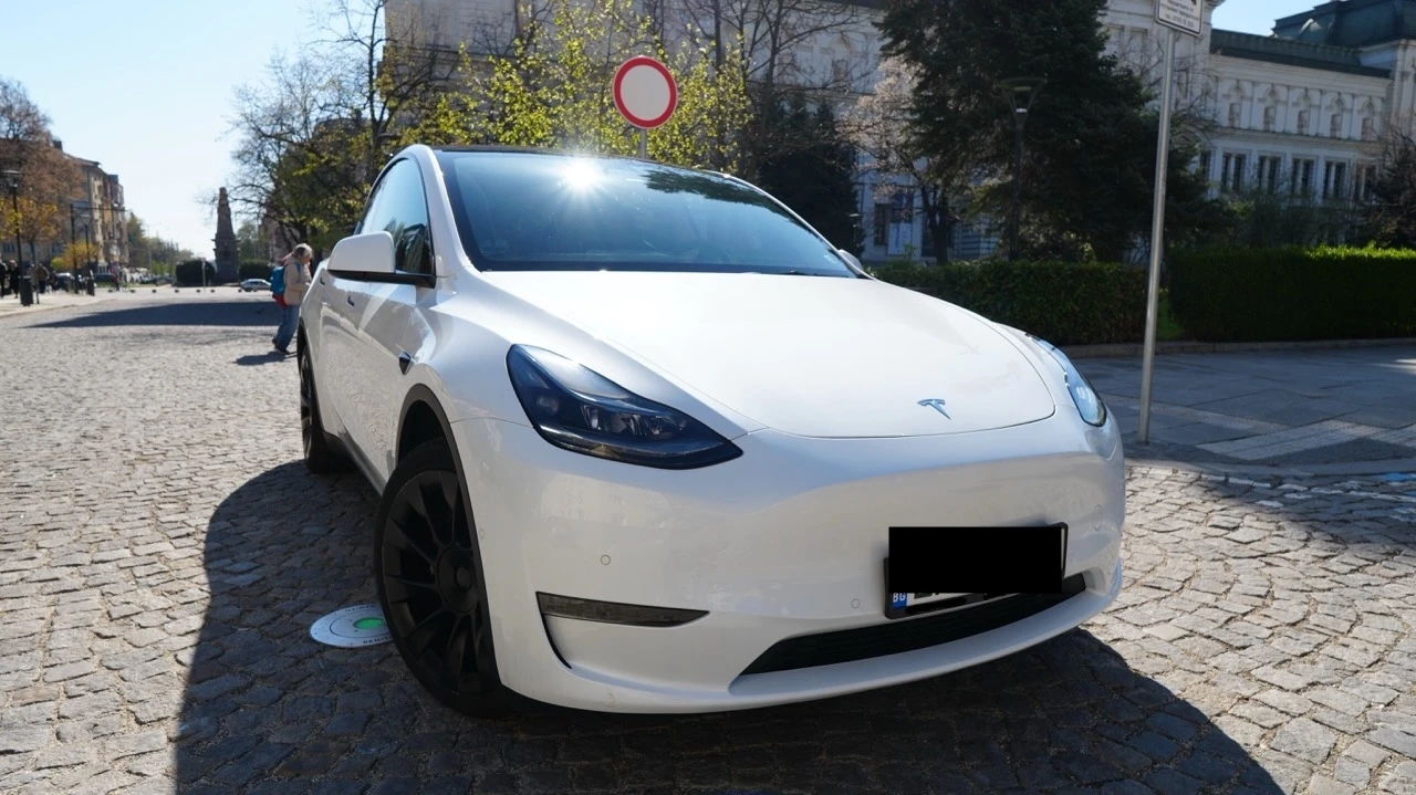 Tesla Model Y 82KWh, в гаранция, LongRange, Enhanced Autopilot - изображение 2