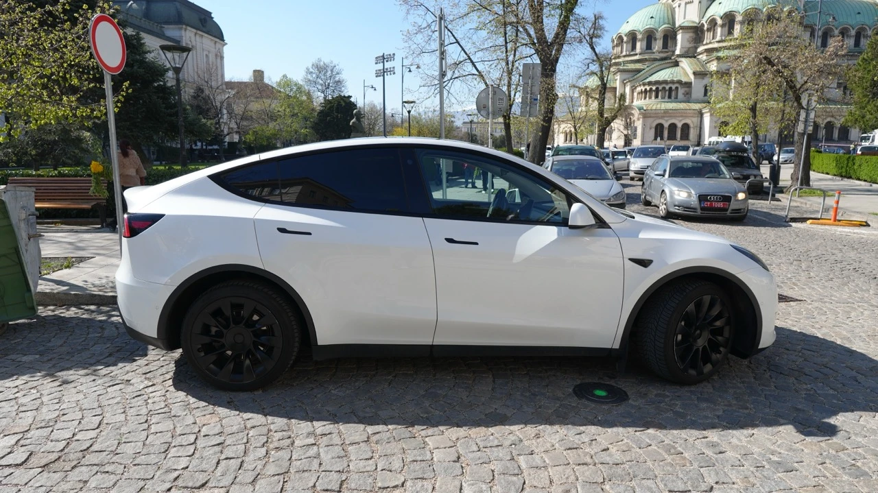 Tesla Model Y 82KWh, в гаранция, LongRange, Enhanced Autopilot - изображение 8
