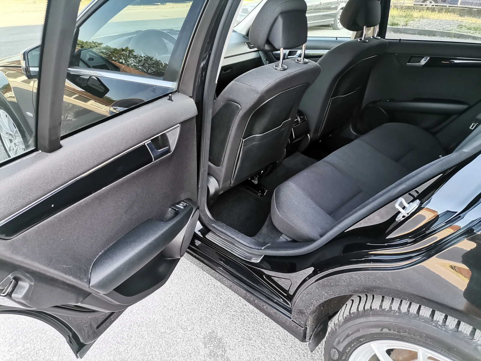 Mercedes-Benz C 200 | Mobile.bg — изображение 13