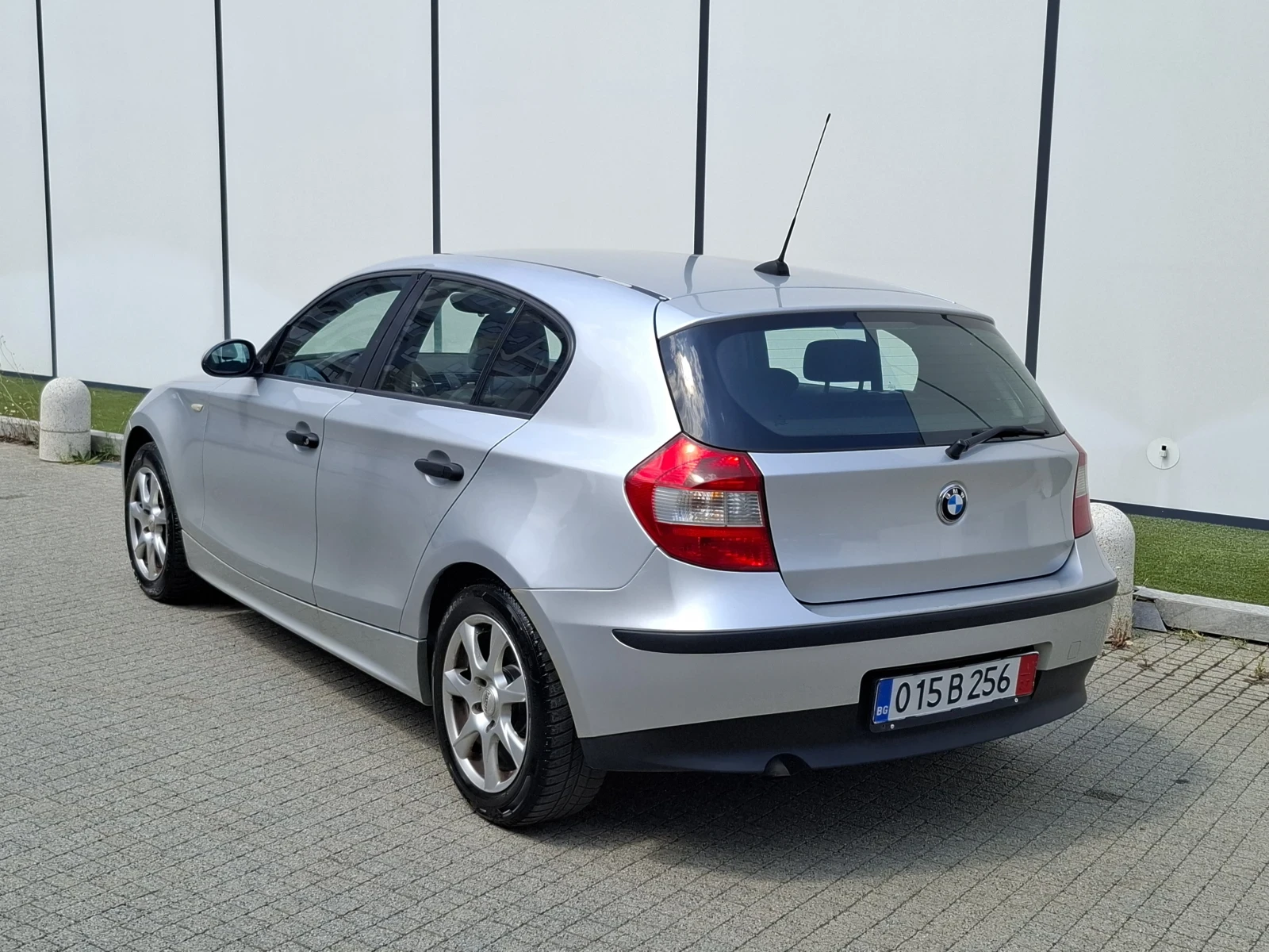 BMW 118 2.0D* (122кс)* * 6-СКОРОСТИ* * HOB BHOC* *  - изображение 5