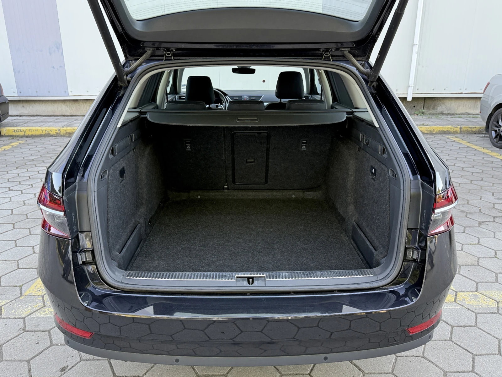 Skoda Superb 2.0 TDI DSG Facelift Full LED | Mobile.bg   11