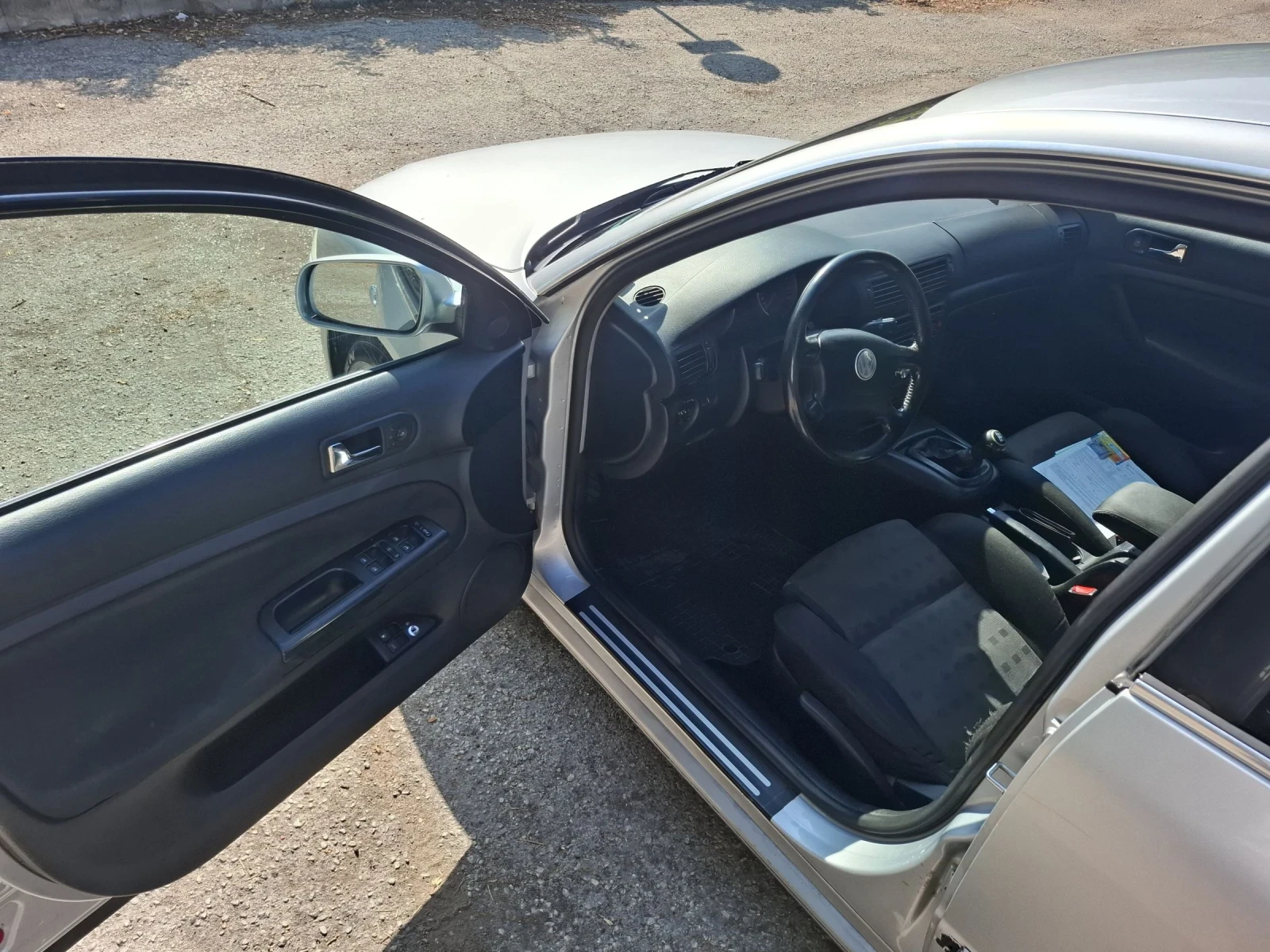 VW Passat 1.9 - изображение 7