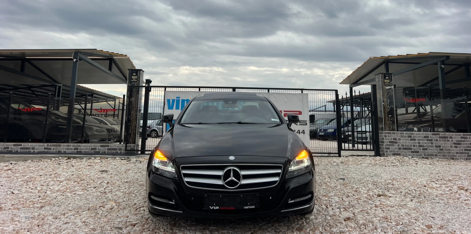 Mercedes-Benz CLS 350 CDI AMG-PAKET/4MATIC/XENON/NAVI/KOJA/UNIKAT - изображение 2