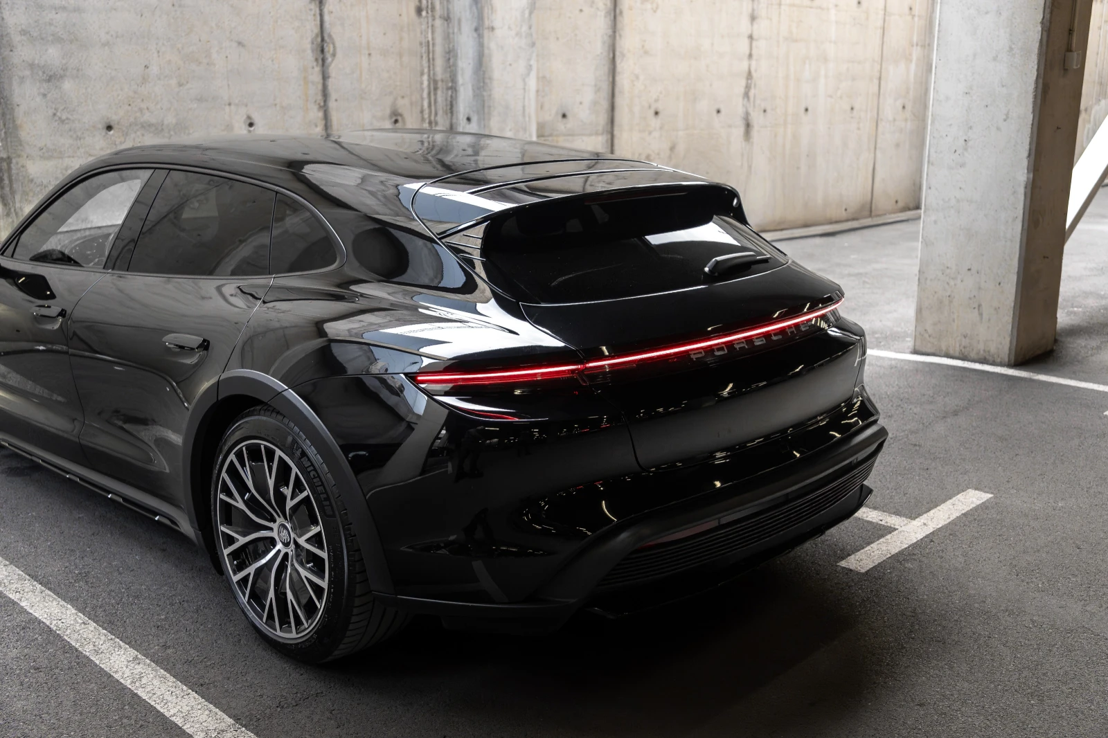 Porsche Taycan 4 Cross Turismo  | Mobile.bg   14