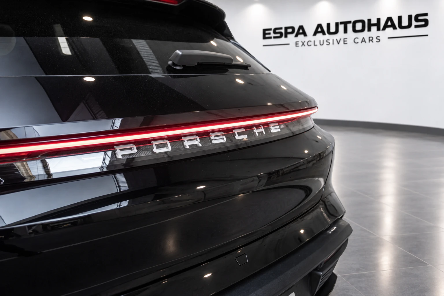 Porsche Taycan НАЛИЧЕН 4 Cross Turismo Гаранционен, снимка 13 - Автомобили и джипове - 52330570