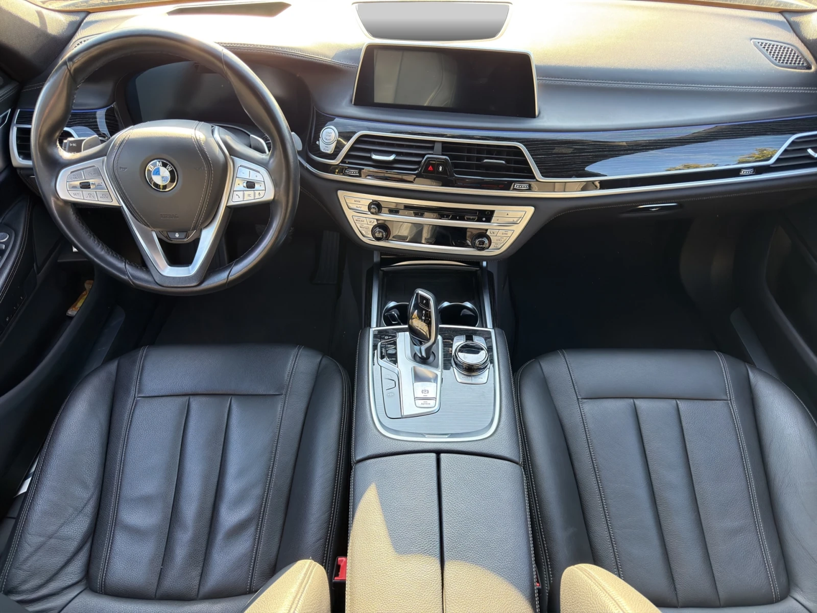 BMW 750 xDrive - изображение 7