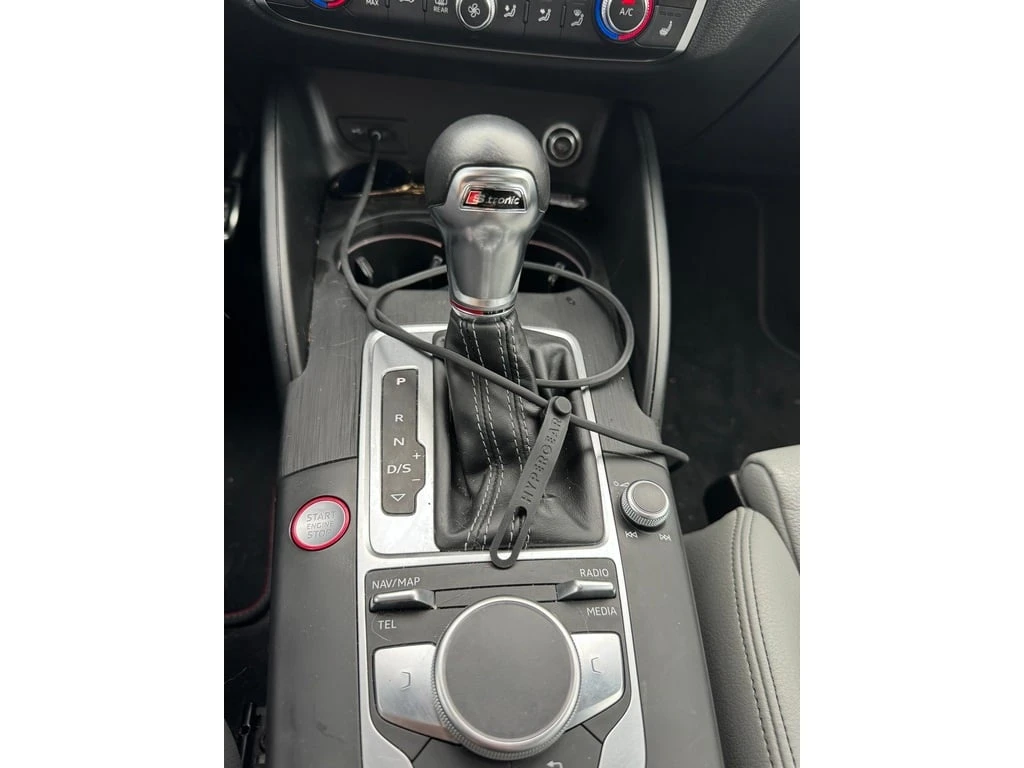 Audi S3 * 4dr Sdn quattro 2.0T Technik * CARFAX * БЕЗ ПЪРВ - изображение 10