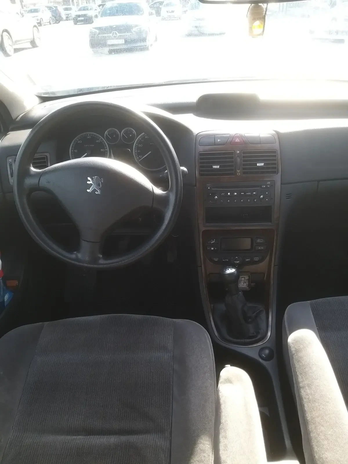 Peugeot 307 2.0 HDI - изображение 8