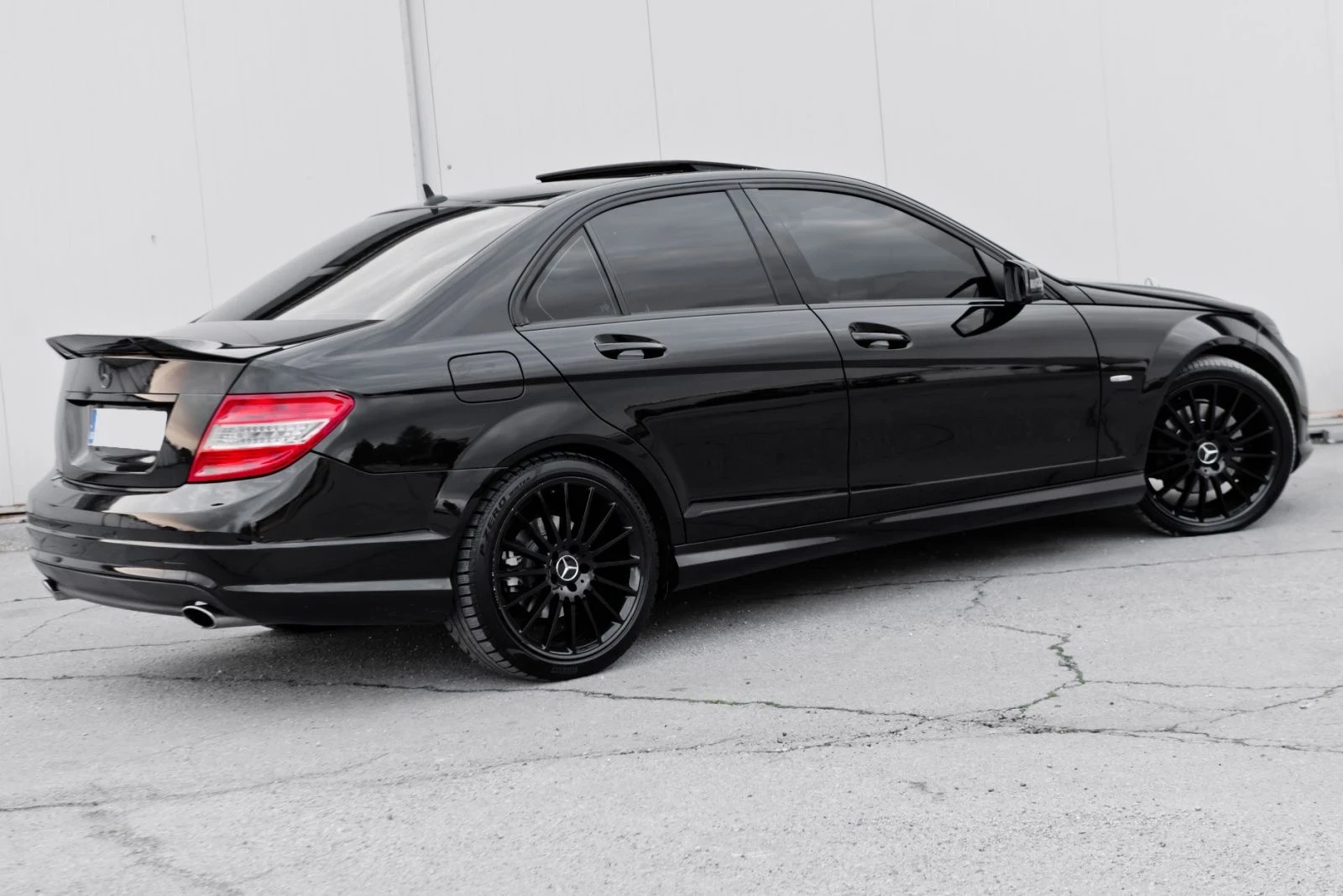 Mercedes-Benz C 350 Black Edition