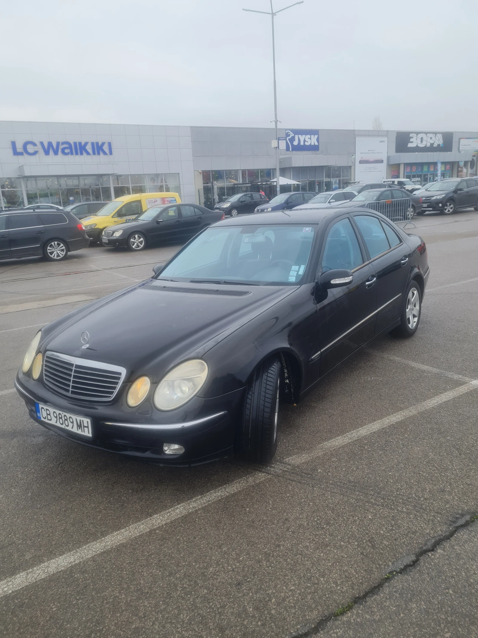 Mercedes-Benz E 270 2.7 ръчка, снимка 2 - Автомобили и джипове - 54055628