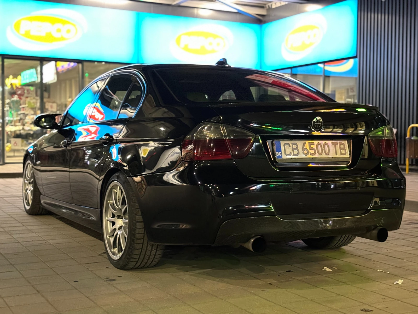 BMW 335 xd, снимка 4 - Автомобили и джипове - 54156371