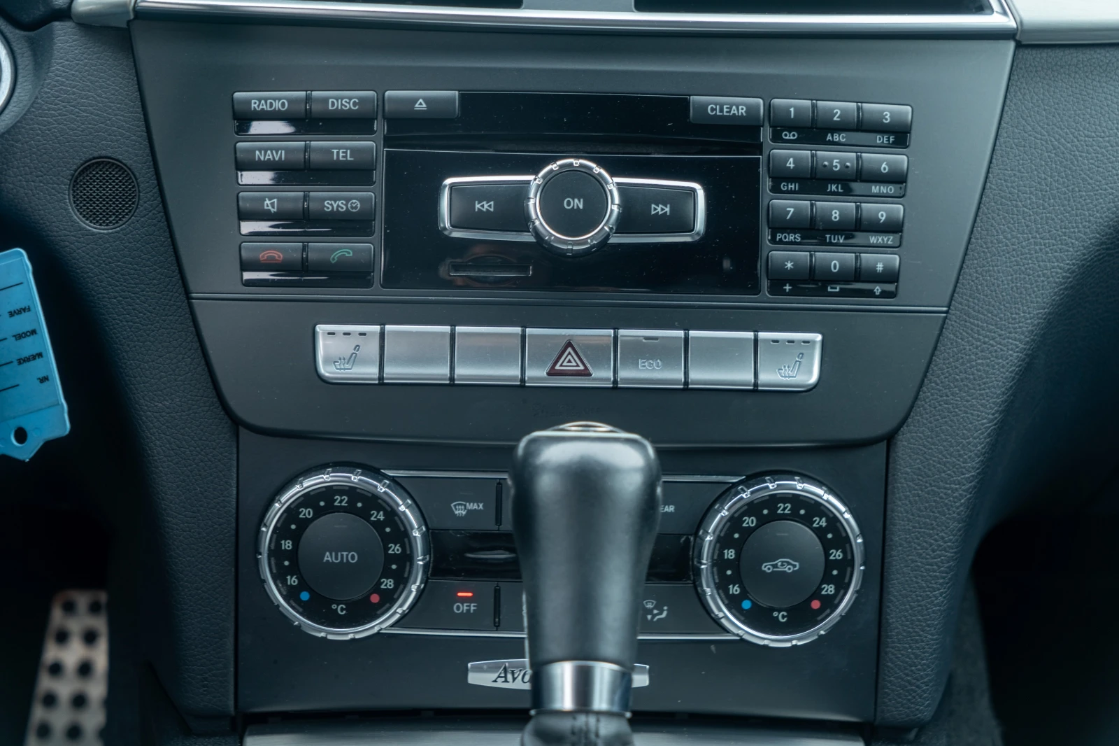 Mercedes-Benz C 220 CDI = 2011 = 7G = FACELIFT = TOP = ЛИЗИНГ, снимка 11 - Автомобили и джипове - 54209061