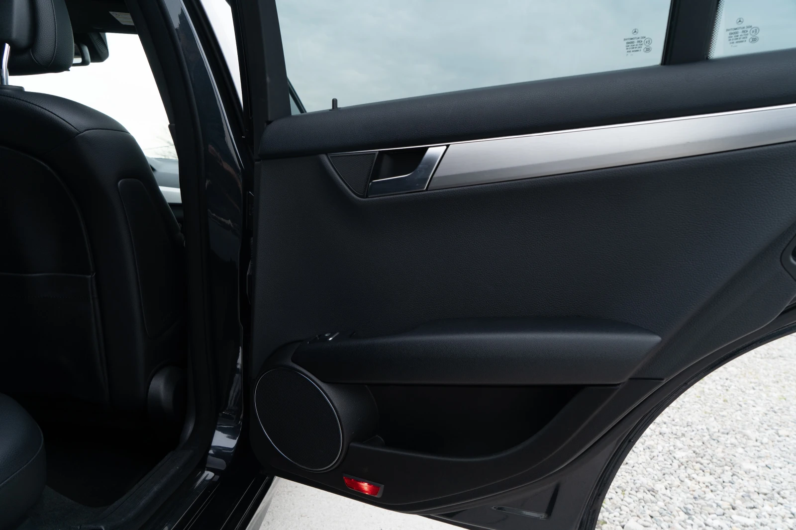 Mercedes-Benz C 220 CDI = 2011 = 7G = FACELIFT = TOP = ЛИЗИНГ, снимка 16 - Автомобили и джипове - 54209061