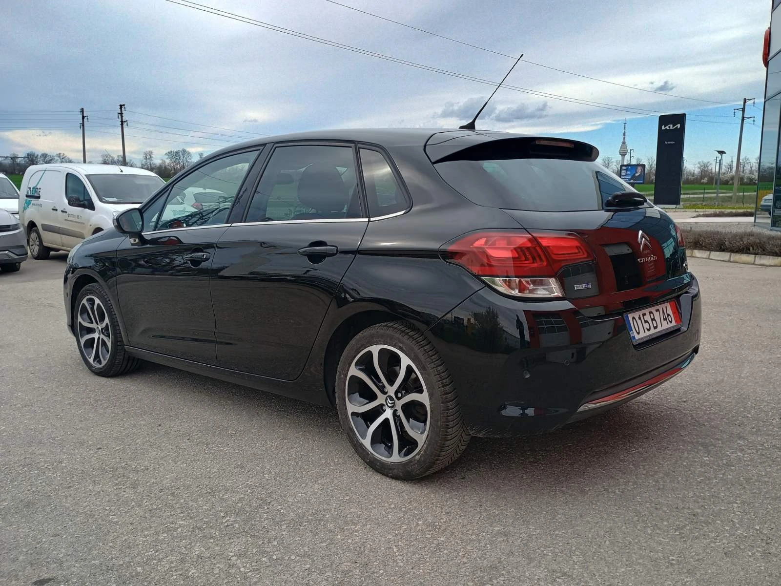 Citroen C4 АВТОМАТ, снимка 4 - Автомобили и джипове - 54225548