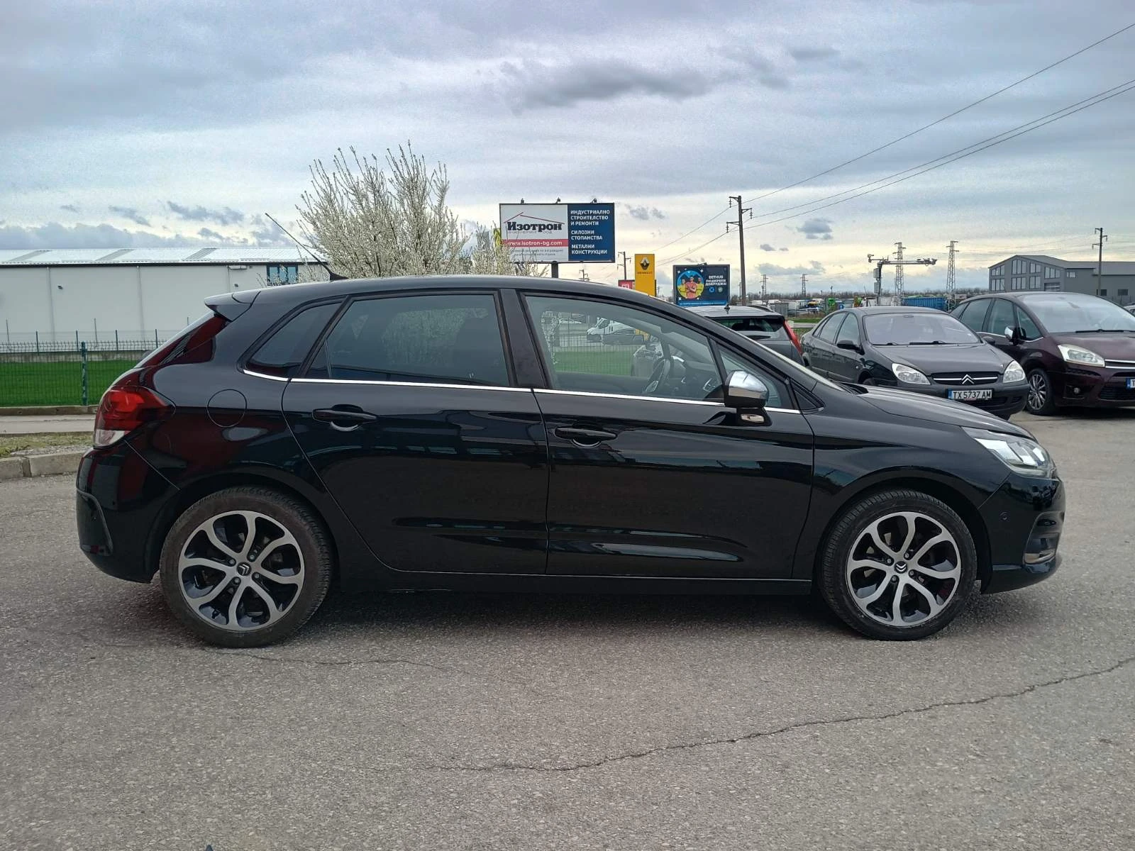 Citroen C4 АВТОМАТ, снимка 9 - Автомобили и джипове - 54225548