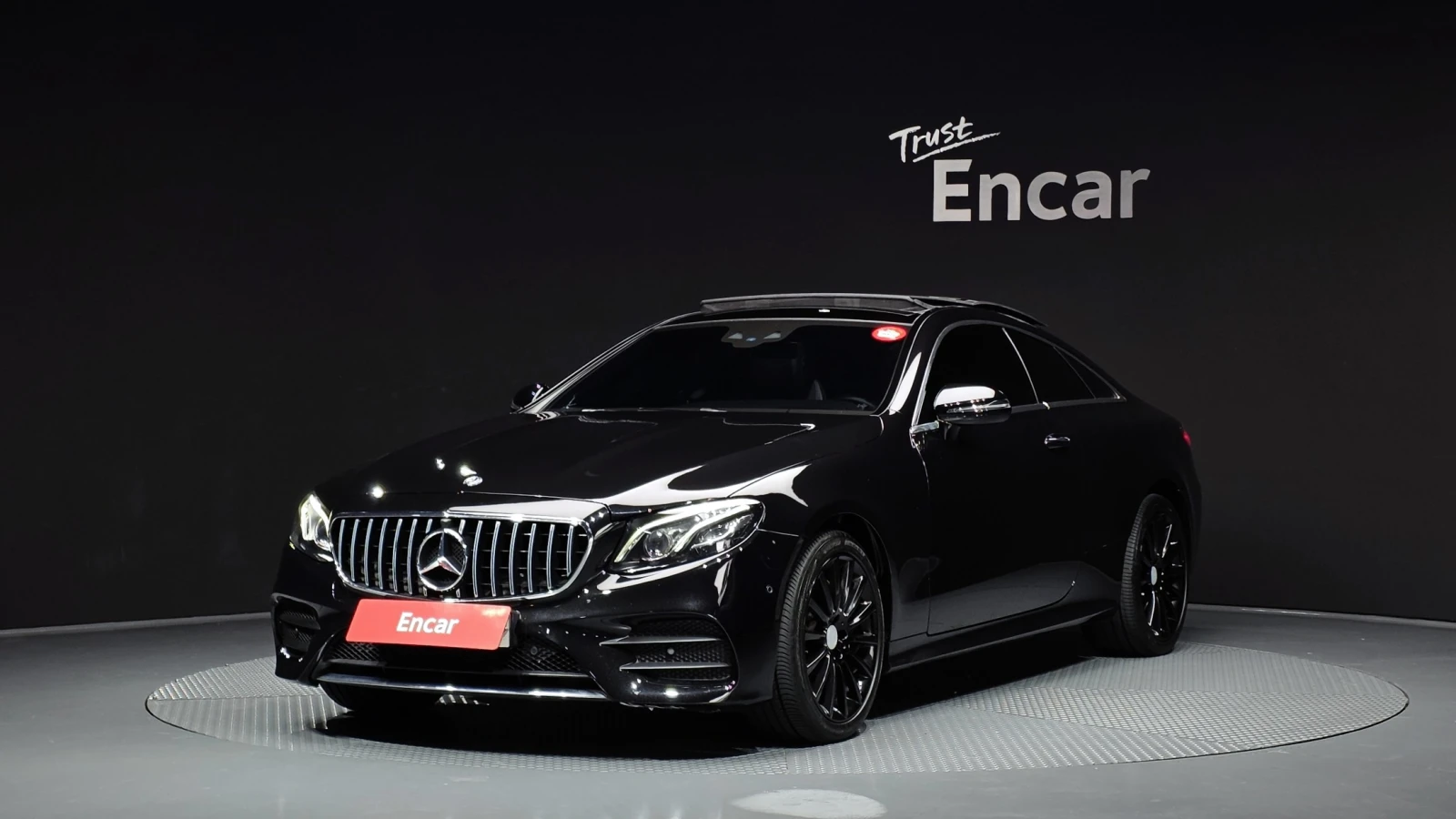 Mercedes-Benz E 220 АМГ ПАКЕТ/ПАНО/ПОДГРЕВ/ВЪЗДУШНО ОКАЧВАНЕ/ХЕДЪП