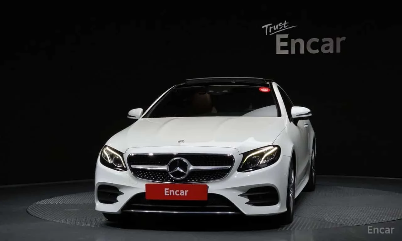 Mercedes-Benz E 220 * E220d Coupe * CARFAX * ЦЕНА ДО БГ, снимка 3 - Автомобили и джипове - 55531430