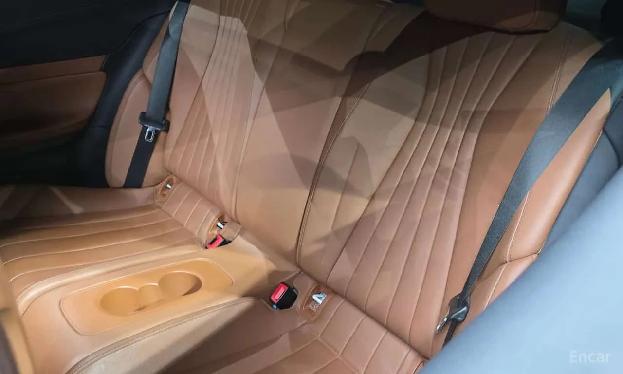 Mercedes-Benz E 220 * E220d Coupe * CARFAX * ЦЕНА ДО БГ, снимка 16 - Автомобили и джипове - 55531430