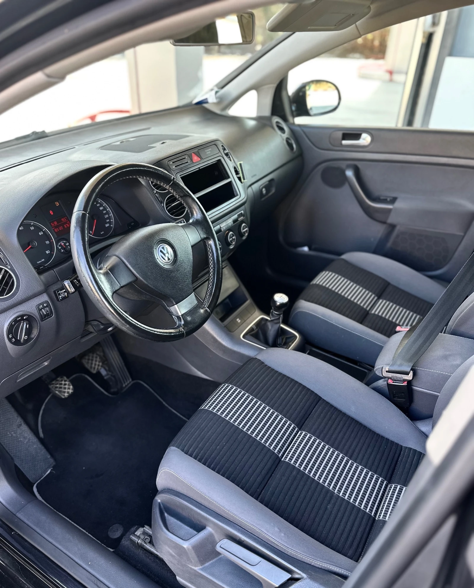 VW Golf Plus 1.6i ������//��� | Mobile.bg � ����������� 6