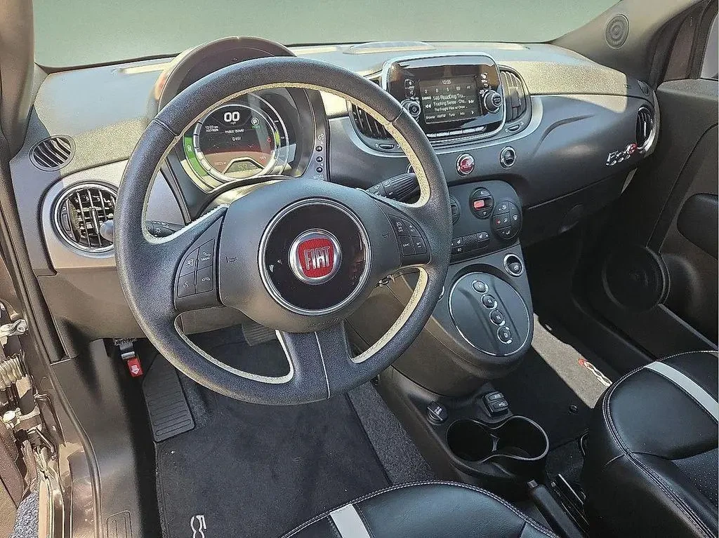 Fiat 500e, снимка 7 - Автомобили и джипове - 55565928