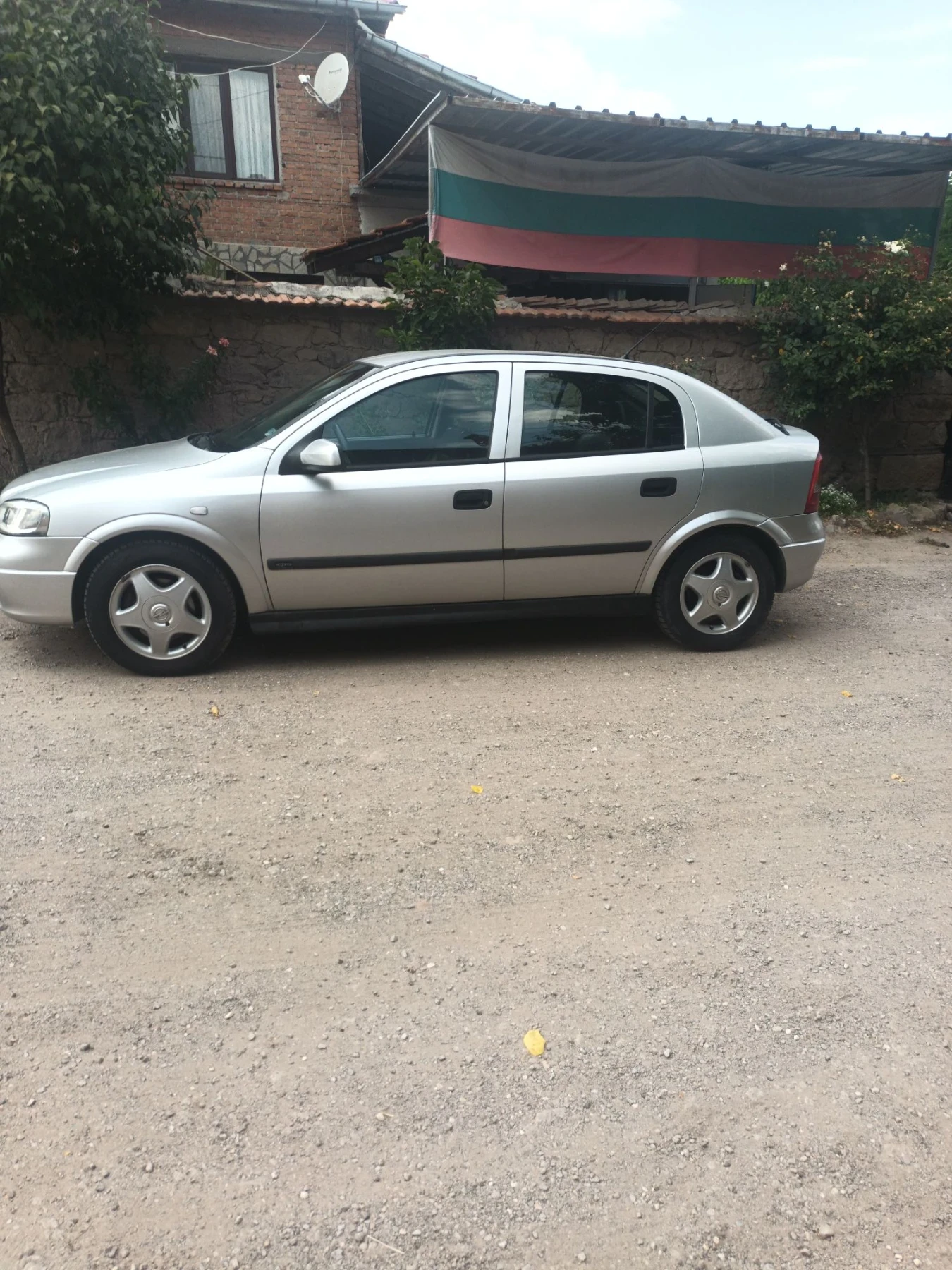 Opel Astra 2000 TDI , снимка 3 - Автомобили и джипове - 55579321