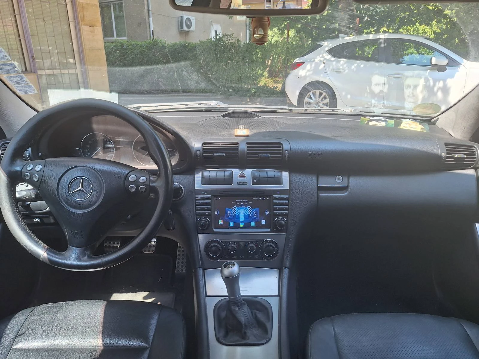 Mercedes-Benz C 270, снимка 10 - Автомобили и джипове - 55603589