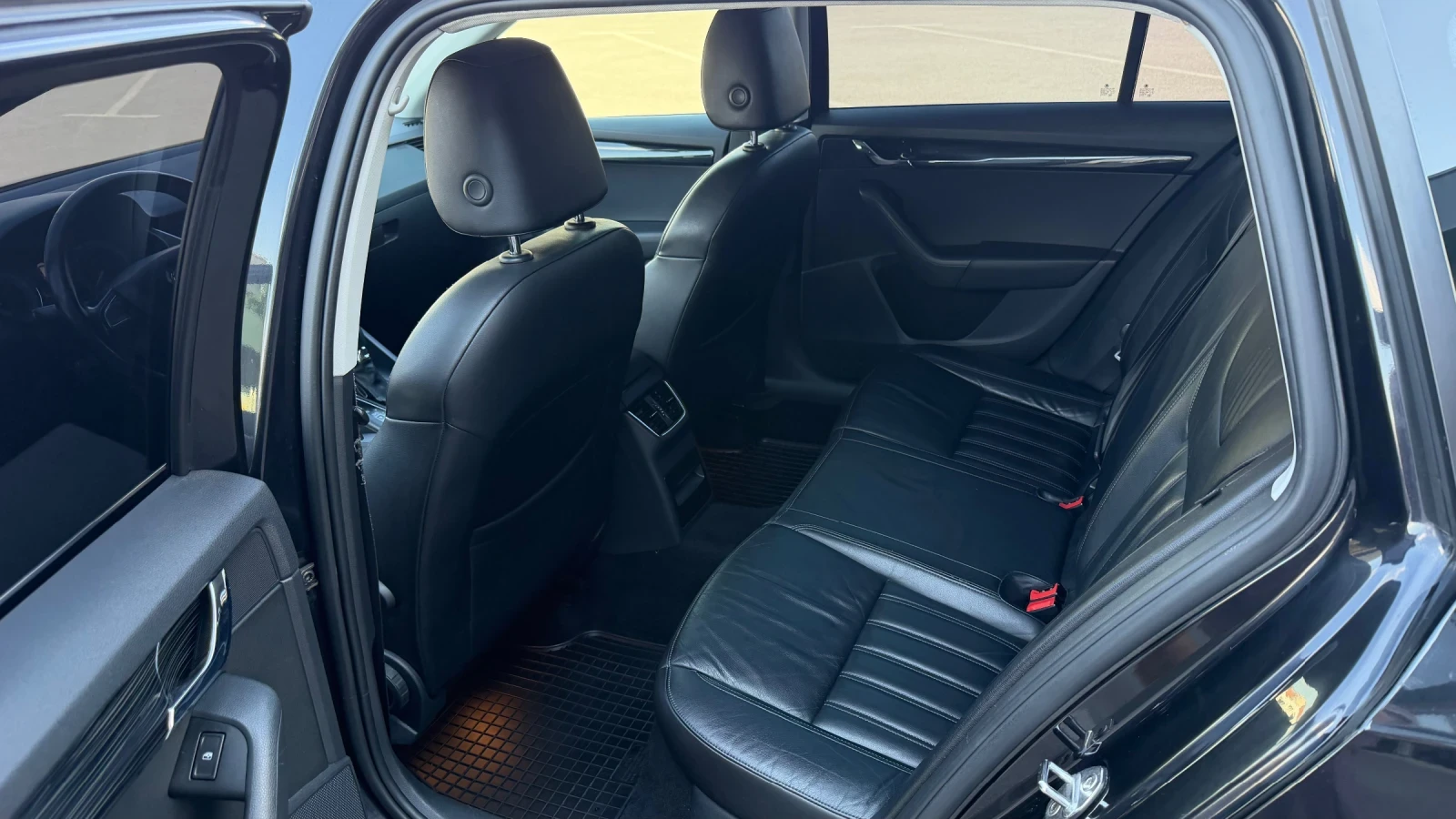 Skoda Octavia Фабричен Метан, снимка 6 - Автомобили и джипове - 56153193