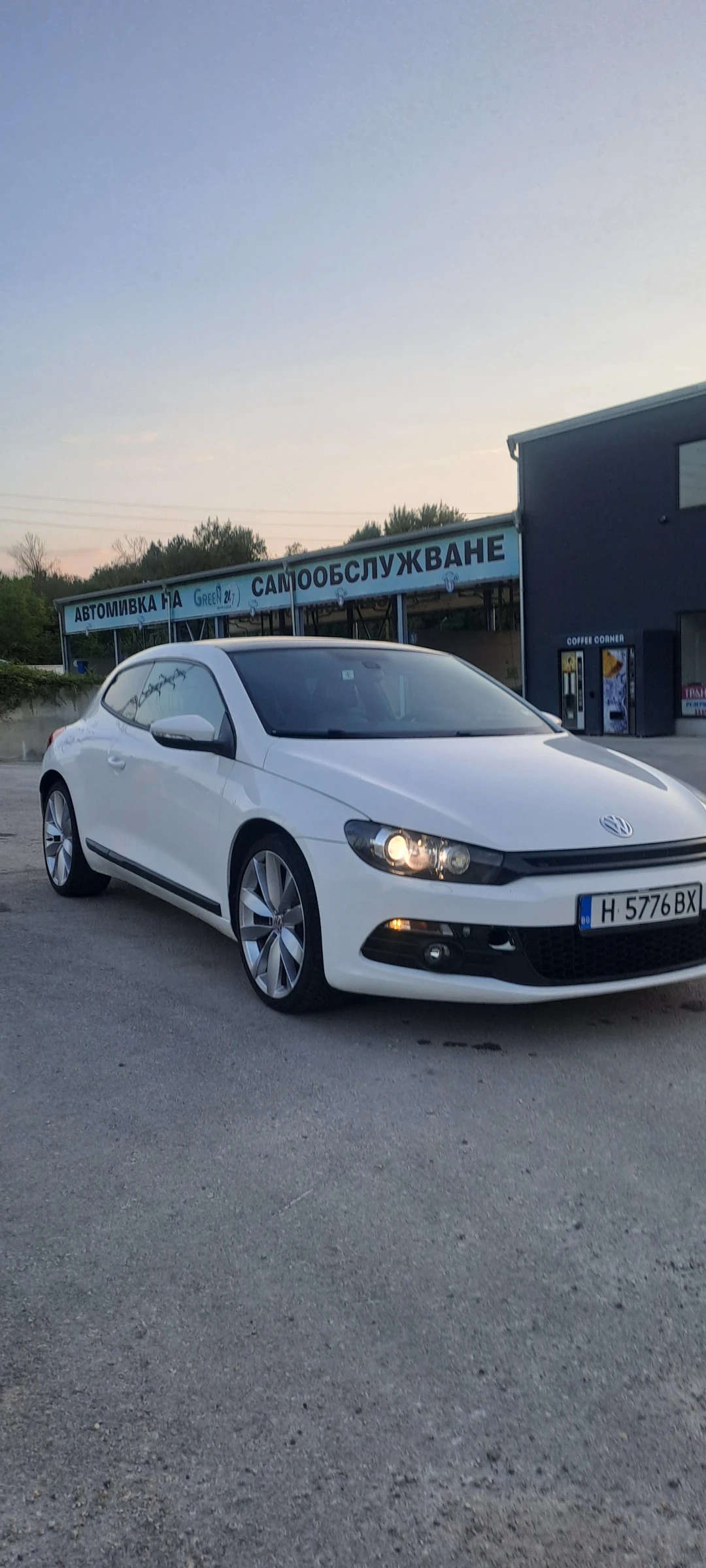 VW Scirocco 1.4tsi 160k.R-line , снимка 2 - Автомобили и джипове - 56321090