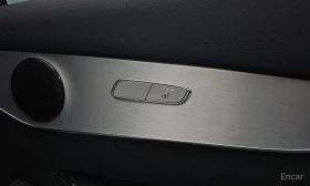 Mercedes-Benz GLC 220 * 4MATIC* КОЖА* ПОДГРЕВ* CAMERA* PANORAMA* , снимка 14