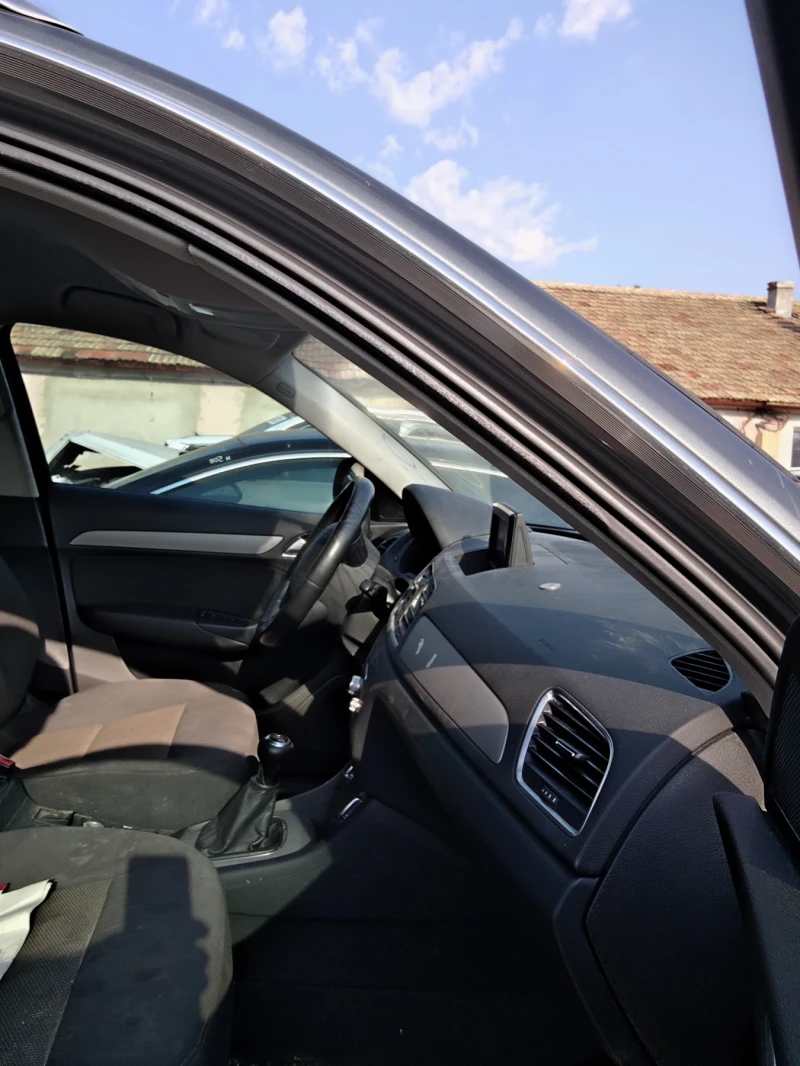 Audi Q3, снимка 4 - Автомобили и джипове - 51177143