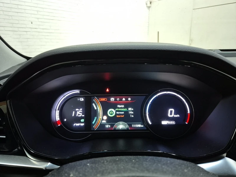 Kia Niro 65 kWh DynamicLine, снимка 10 - Автомобили и джипове - 52723542