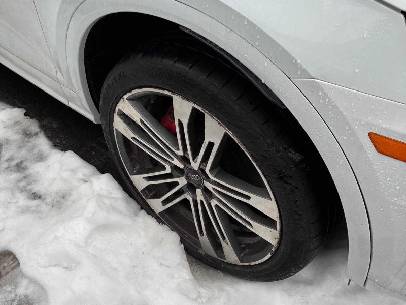 Audi SQ5 Technik * * CARFAX * * АВТО КРЕДИТ * * , снимка 8 - Автомобили и джипове - 53114318