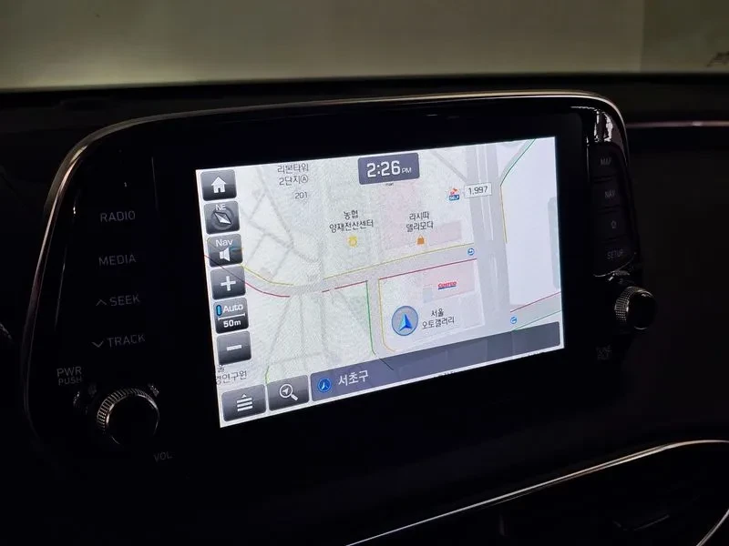 Hyundai Santa fe  Diesel 2.0 2Wd Premium, снимка 8 - Автомобили и джипове - 56130279
